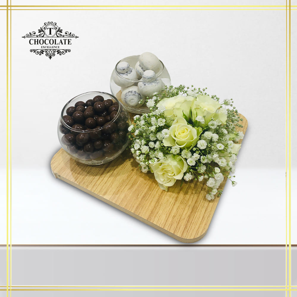Small Wooden Chocolate And Flowers Arrangement Z623